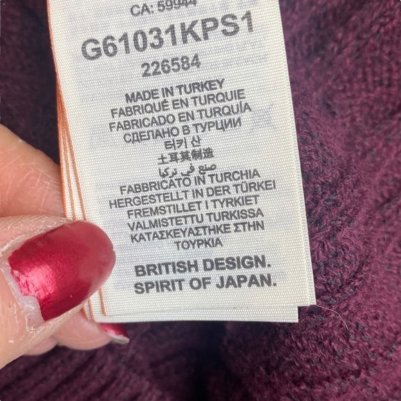 Super dry cable knit women’s pullover sweater size small burgundy - Picture 7 of 9